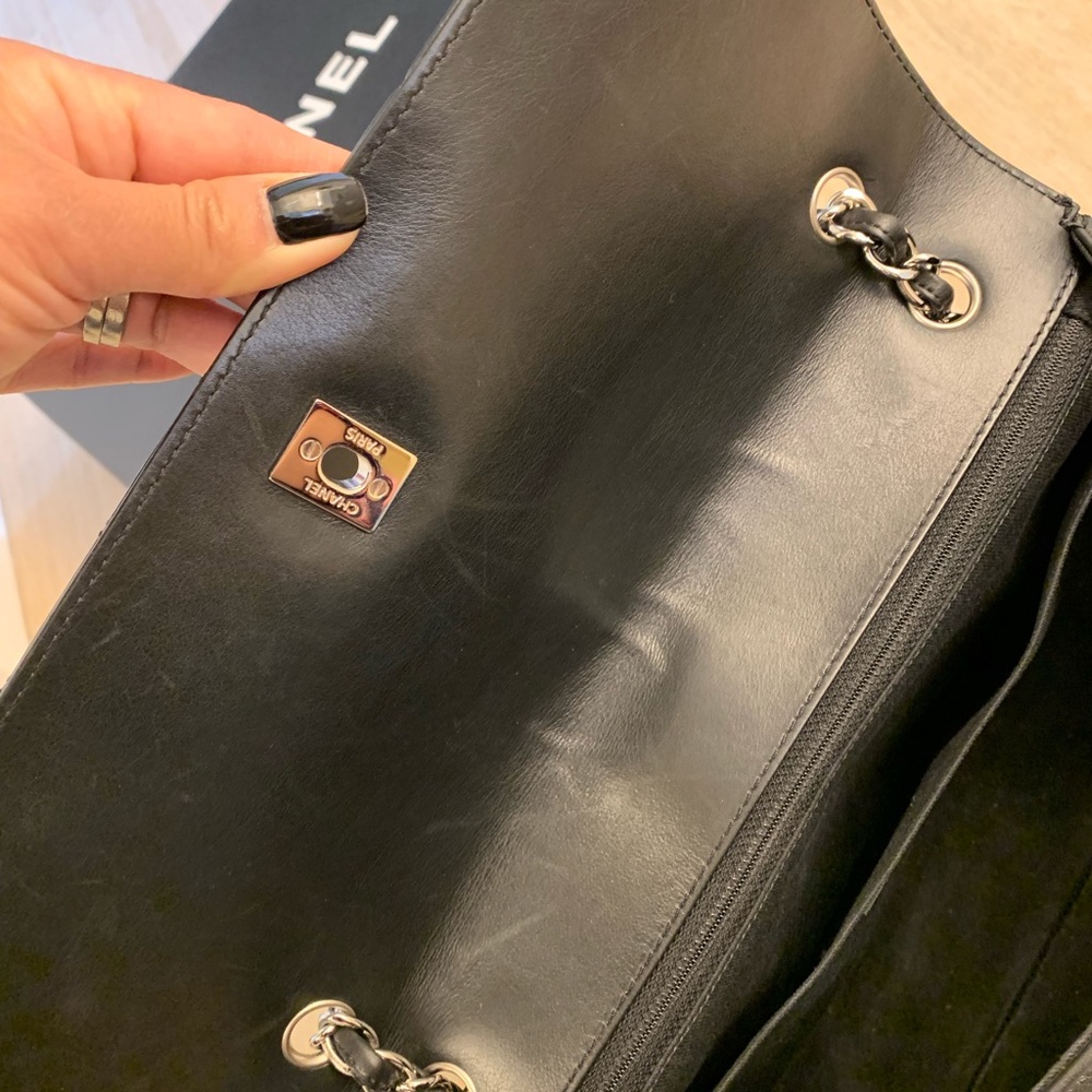 ❌SOLD❌ Chanel Business Flap Bag - Picture 7 of 8